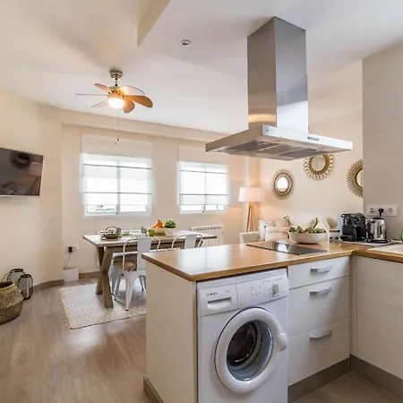 Gran Via By District Key Апартаменты *