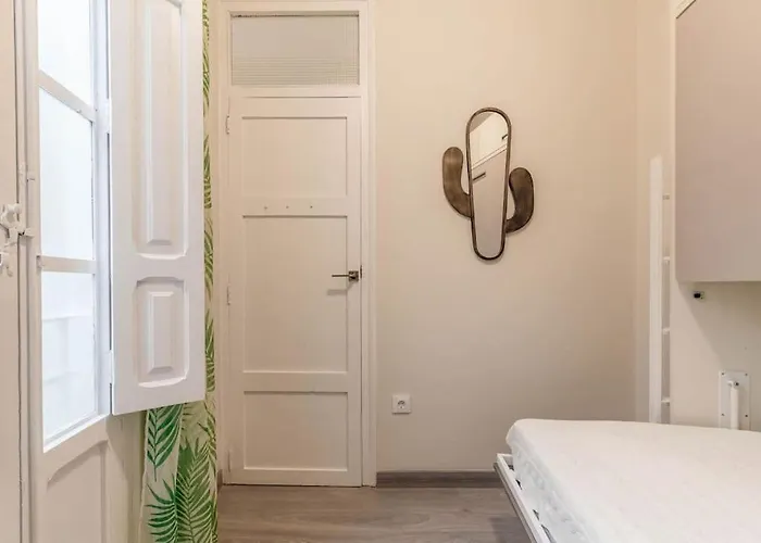 Gran Via By District Key Apartment *